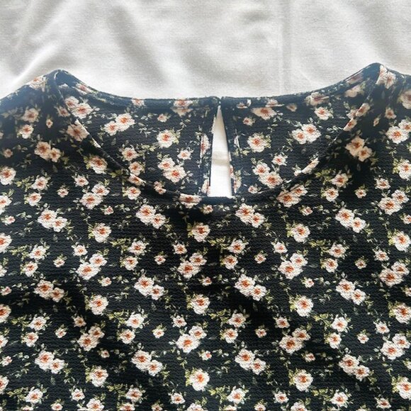 Blouse Ladies PM Boho Black Floral 3/4 Frilled Sleeves WH5505841RK read - Picture 3 of 7